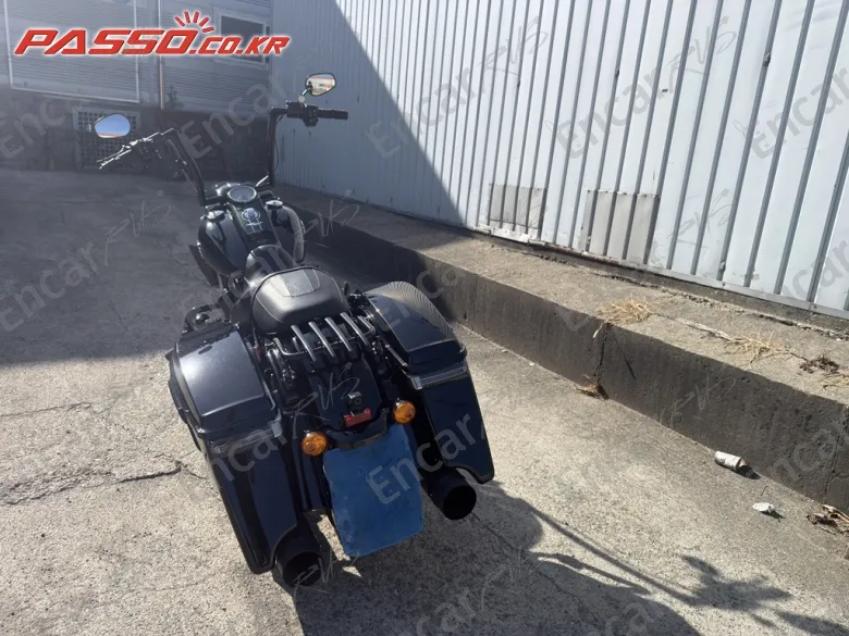 Harley-Davidson Road King Special - фото 2