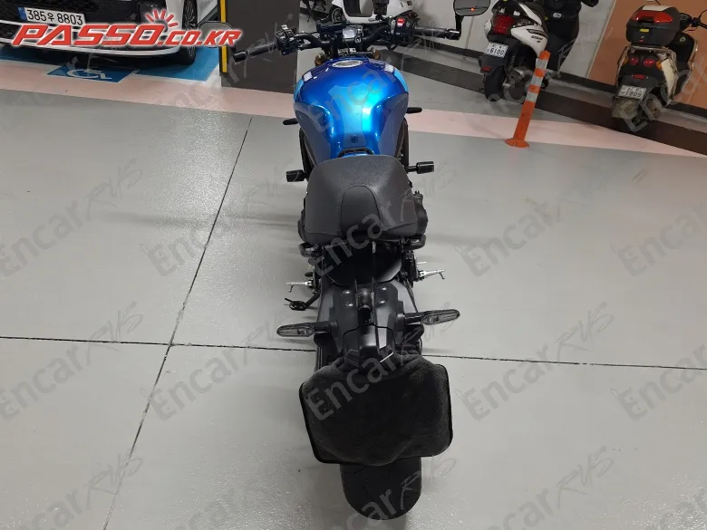 Yamaha XSR 900 - фото 2