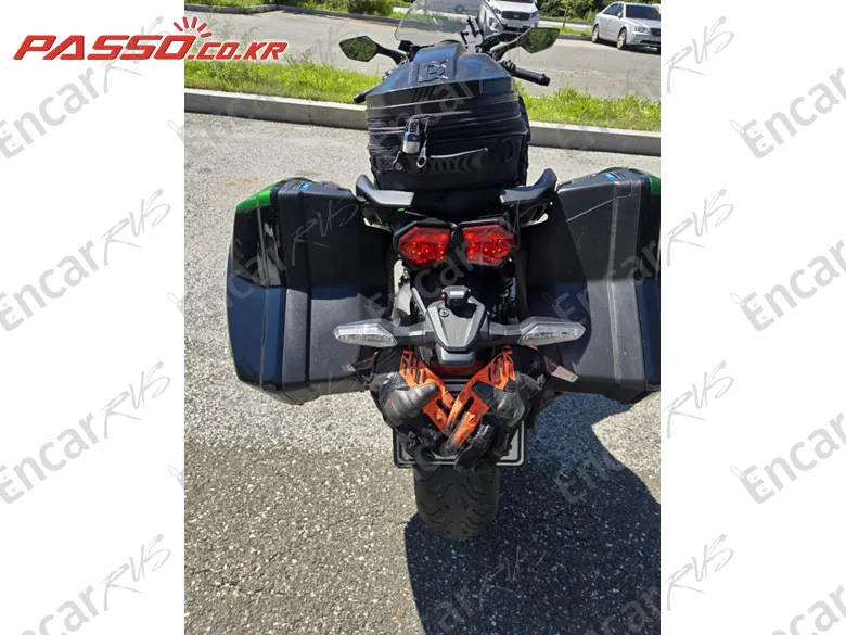 Kawasaki Ninja H2 SX SE ABS - фото 2