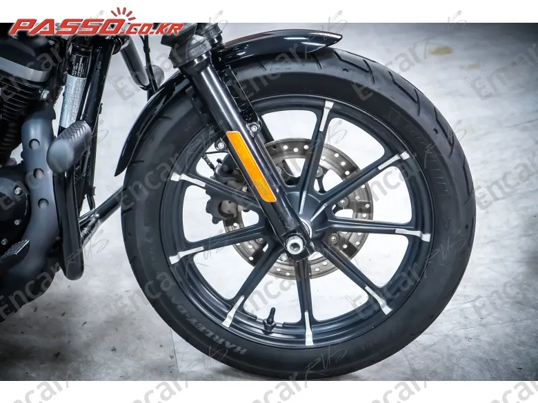 Harley-Davidson XL 883 N - фото 5
