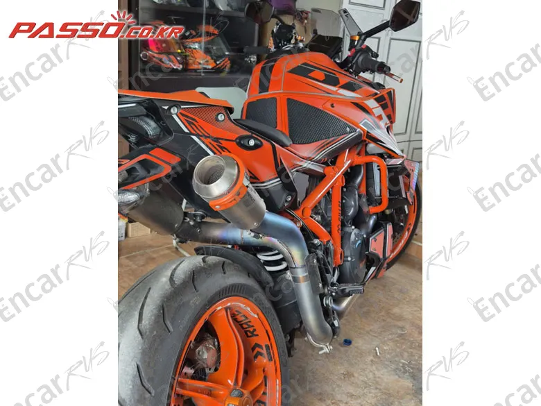 KTM 1290 Super Duke R - фото 5