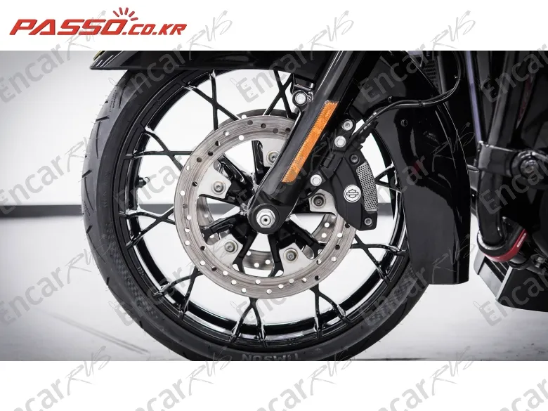 Harley-Davidson Road King Special - фото 5