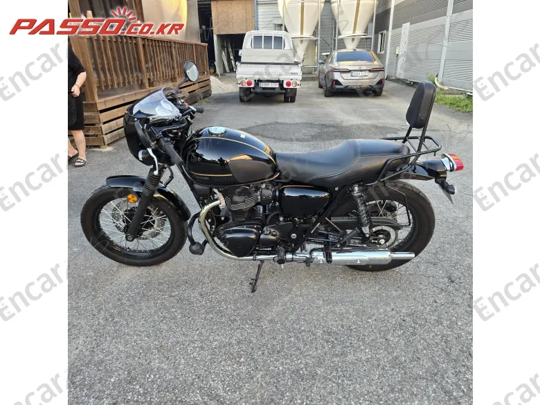 Kawasaki W 800 Cafe - фото 1