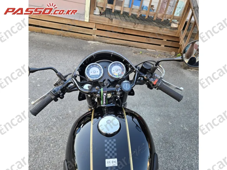Kawasaki W 800 Cafe - фото 3