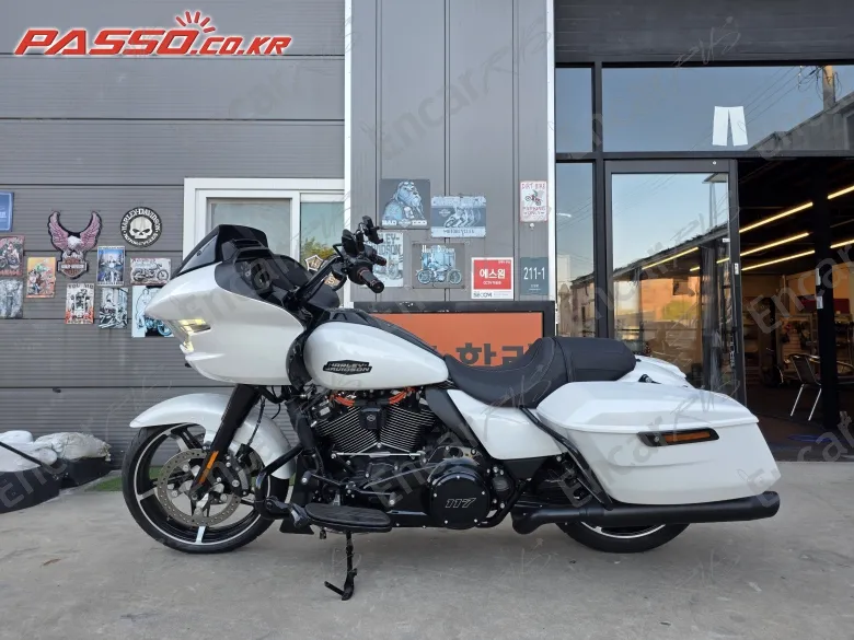 Harley-Davidson Fltr - фото 1