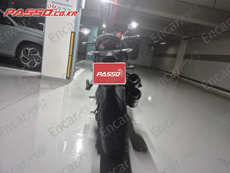 Ducati Monster 1200 S - фото 2