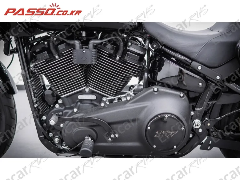 Harley-Davidson Low Rider ST - фото 4