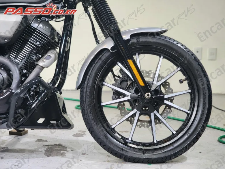 Yamaha Bolt C-Spec - фото 5