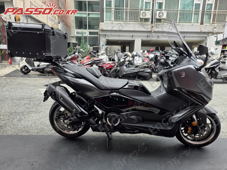 Yamaha T Max 560 - фото 0