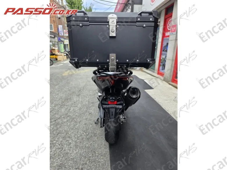 Yamaha T Max 560 - фото 2