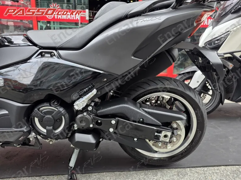 Yamaha T Max 560 - фото 4
