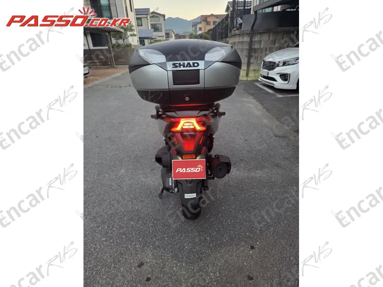 Honda Forza 350 - фото 2