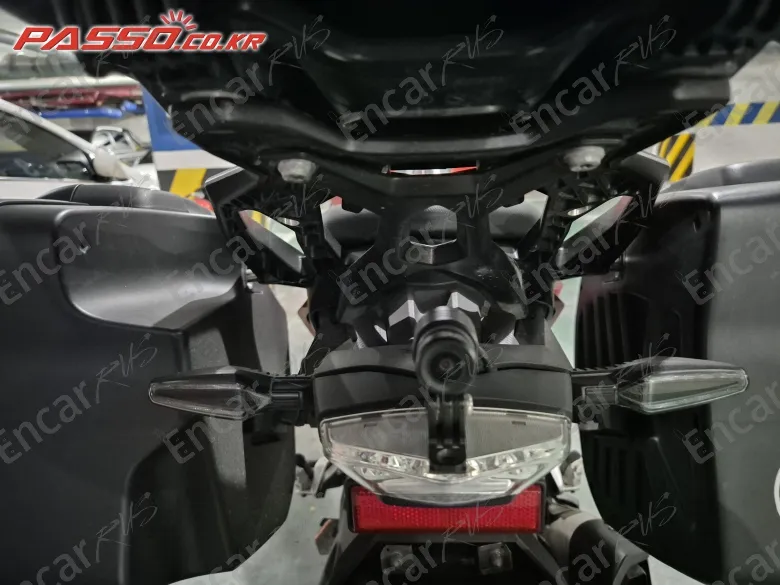 BMW F 900 XR - фото 2