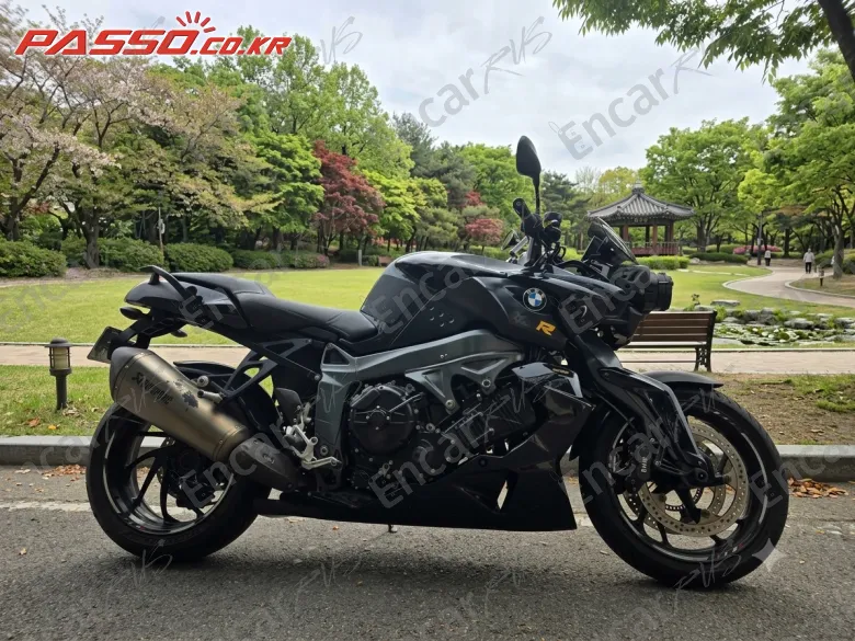 BMW K 1300 R - фото 0