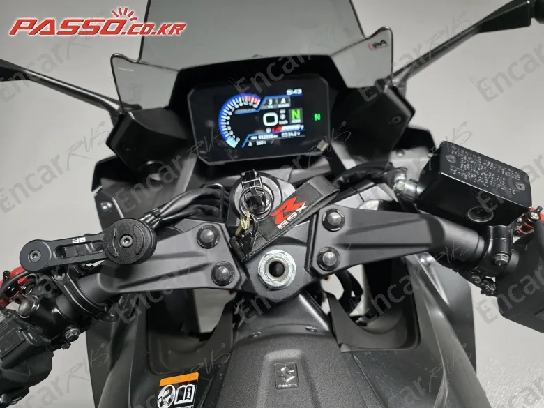 Suzuki GSX 8 R - фото 3