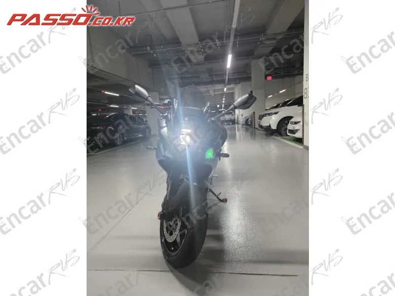 Suzuki GSX 8 R - фото 5