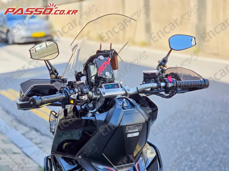 Honda X ADV - фото 3