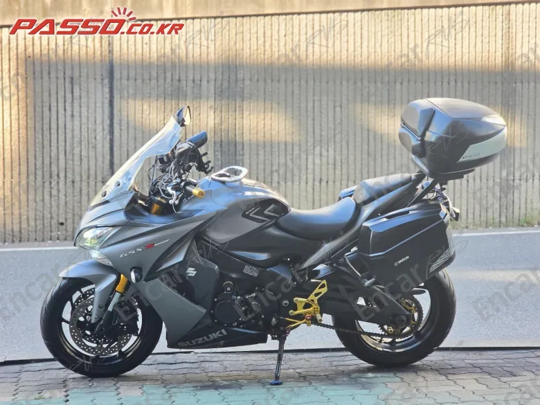 Suzuki GSX S 1000 F - фото 1