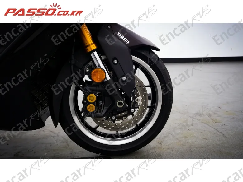 Yamaha T Max 560 - фото 5