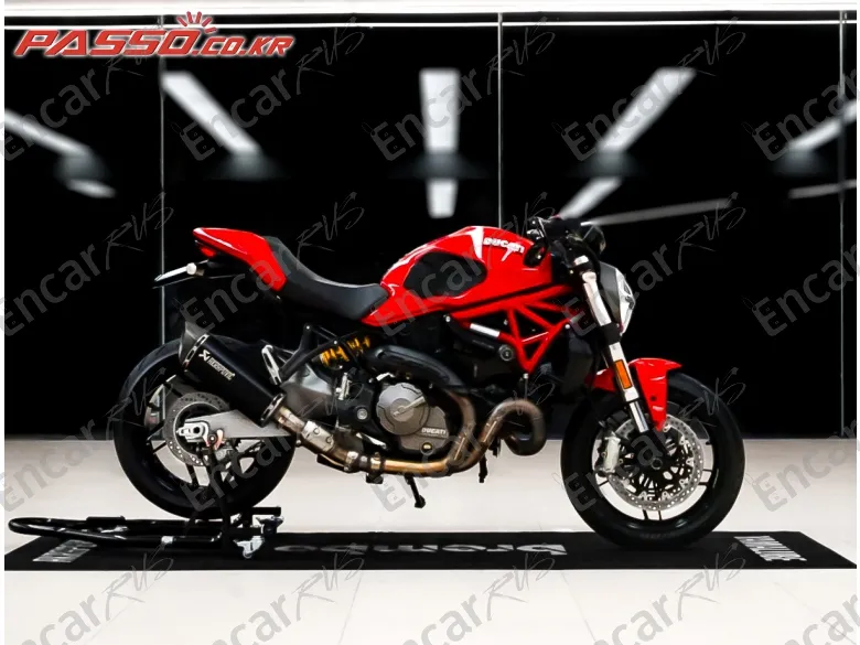 Ducati Monster 821 - фото 0