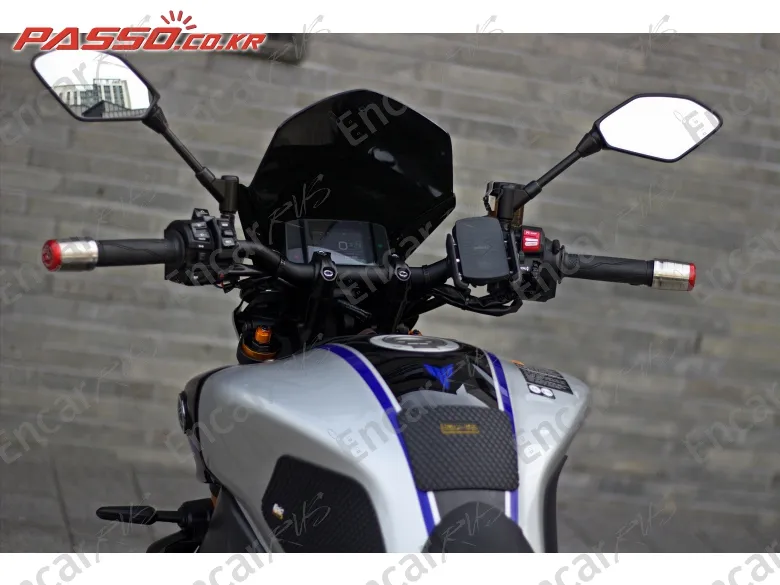 Yamaha MT 09 SP - фото 3