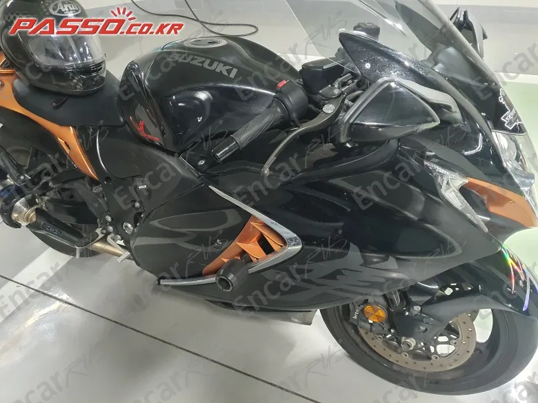 Suzuki GSX R 1300 Hayabusa - фото 3
