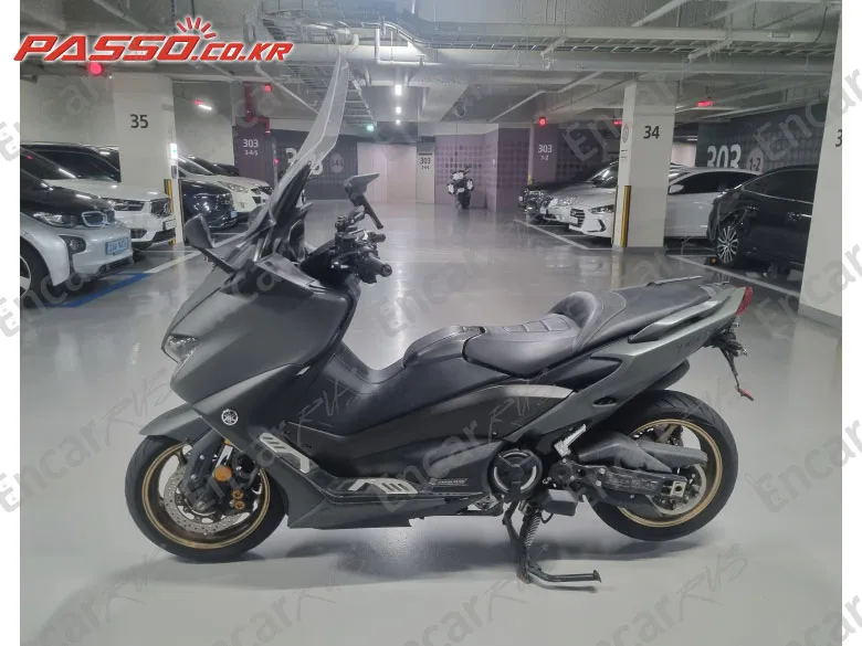 YAMAHA T MAX 560 - фото 1