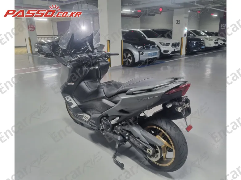 YAMAHA T MAX 560 - фото 5