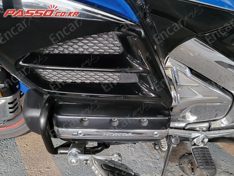 HONDA GOLDWING 1800 - фото 4