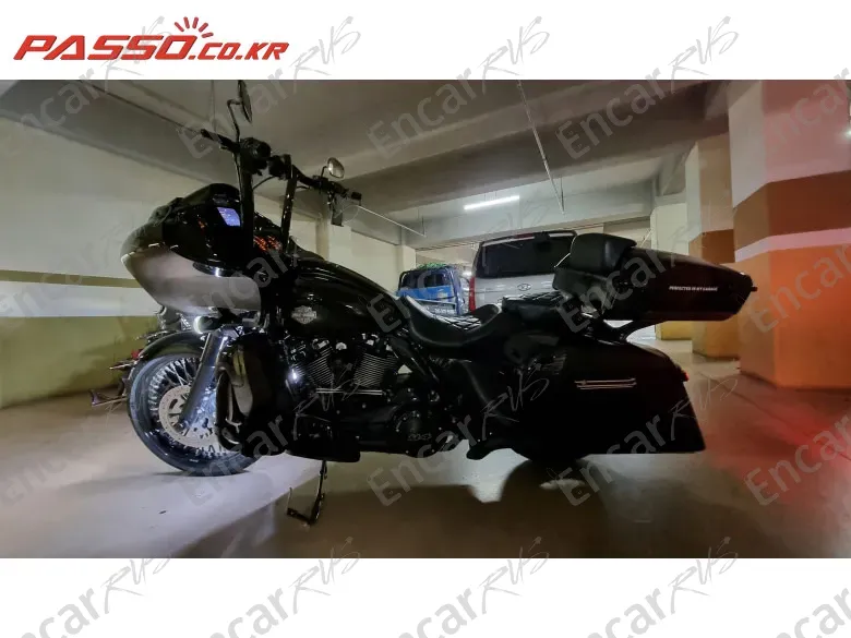 HARLEY-DAVIDSON ROAD GLIDE SPECIAL - фото 1