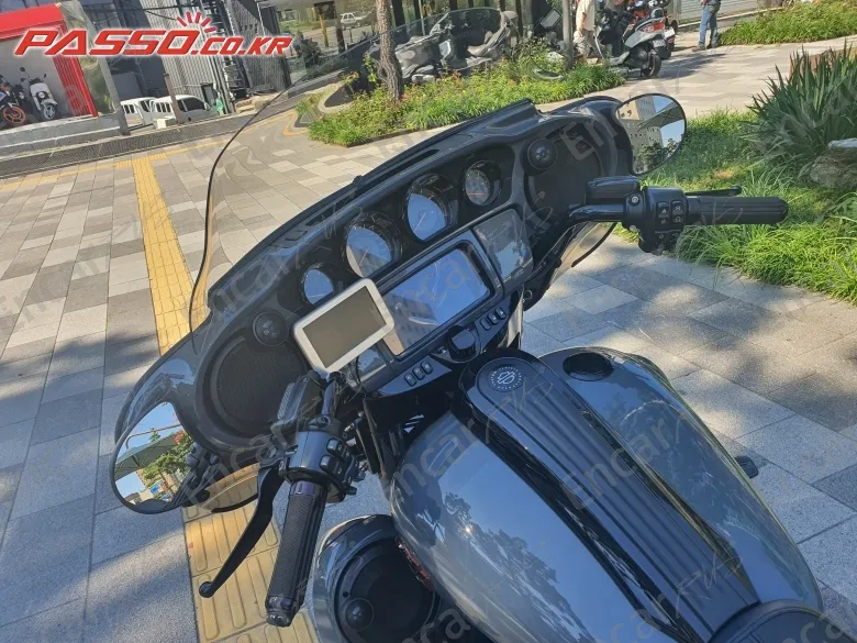 Harley-Davidson Flhxse - фото 3