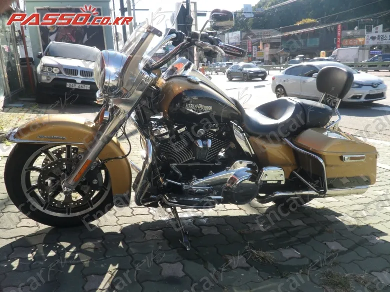 HARLEY-DAVIDSON FLHR - фото 1