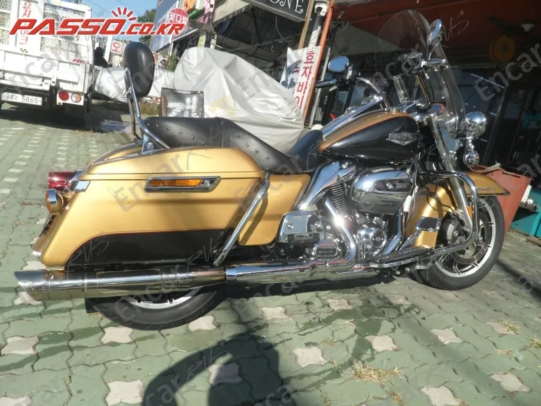 HARLEY-DAVIDSON FLHR - фото 6