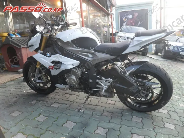 BMW S 1000 R - фото 1