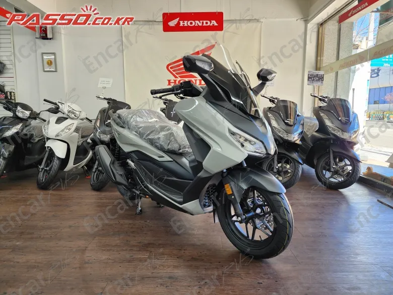 HONDA FORZA 350 - фото 2