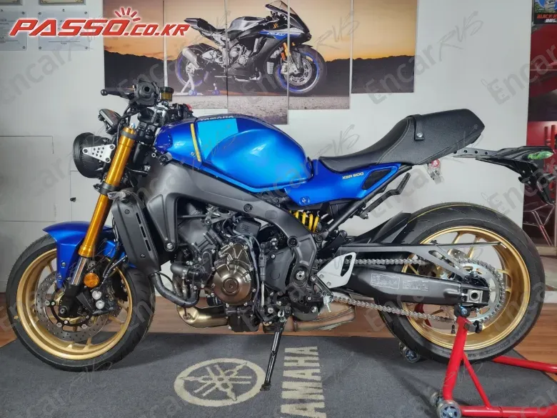 YAMAHA XSR 900 - фото 1